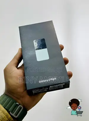 Photo - New Samsung Galaxy Z Flip 5 256 GB Green