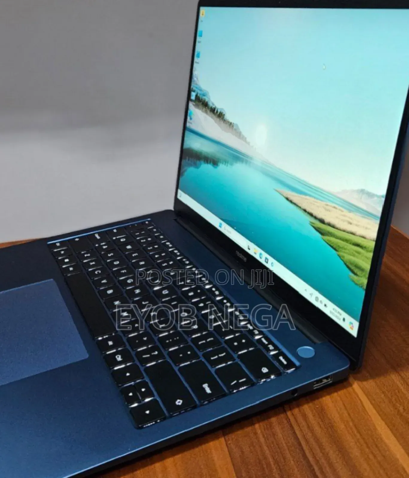 New Laptop 8GB Intel Core I5 SSD 512GB