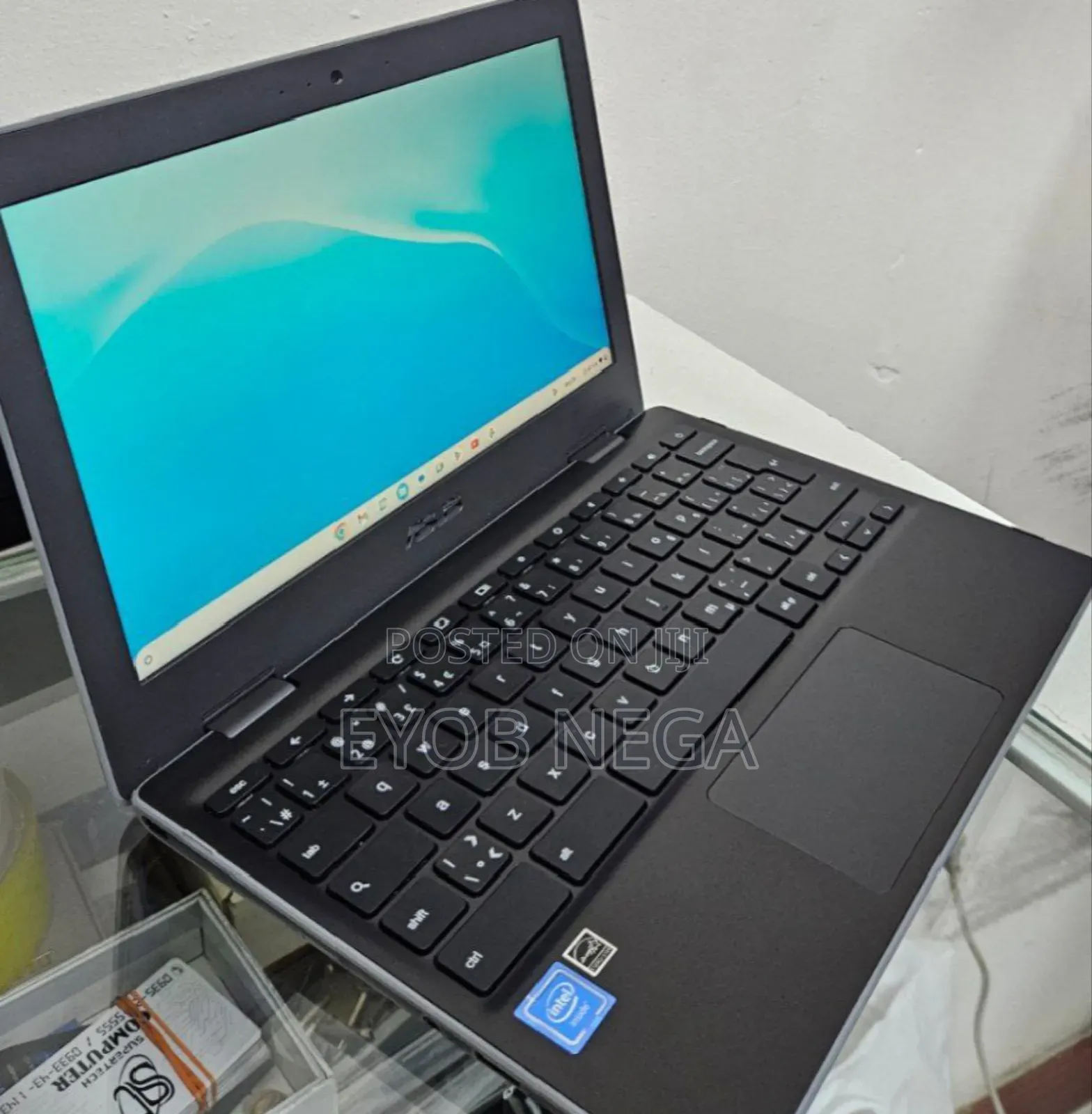 New Laptop Asus Chromebook C223 4GB Intel Celeron SSD 60GB