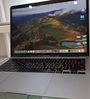 Photo - New Laptop Apple MacBook Air 2020 8GB Intel Core I3 SSD 256GB
