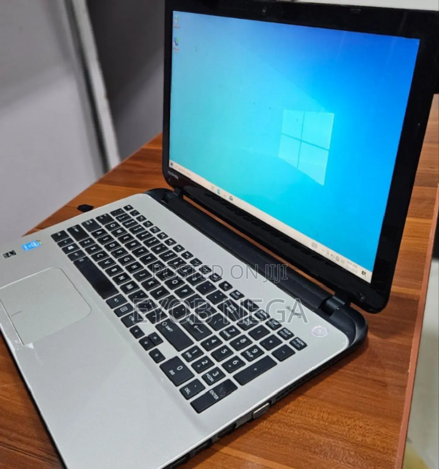 Laptop Toshiba Satellite C55 4GB Intel Core I5 HDD 500GB