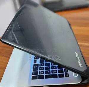 Laptop Toshiba Satellite C55 4GB Intel Core I5 HDD 500GB