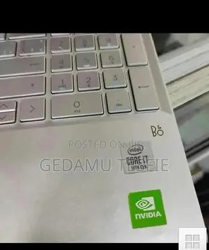 New Laptop HP Pavilion 10 8GB Intel Core i7 SSD 128GB