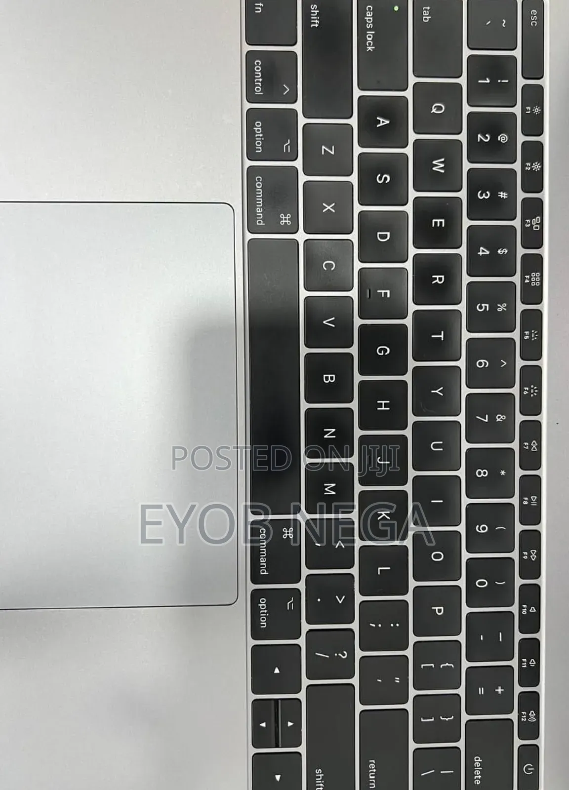 New Laptop Apple MacBook Pro 2017 8GB Intel Core I5 SSD 256GB