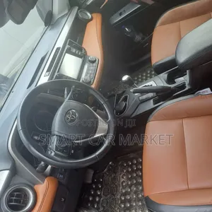 Toyota RAV4 2017 Brown