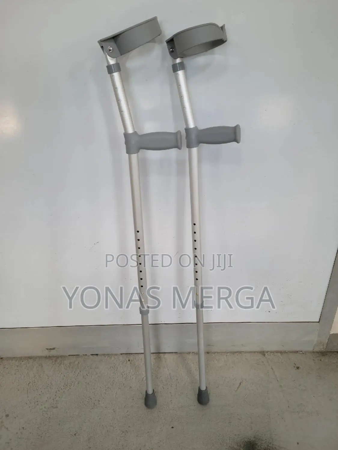 Height-Adjustable Crutches፸{Crutches፵⎬Crunch፬₶Cranch፲₦ክራንች
