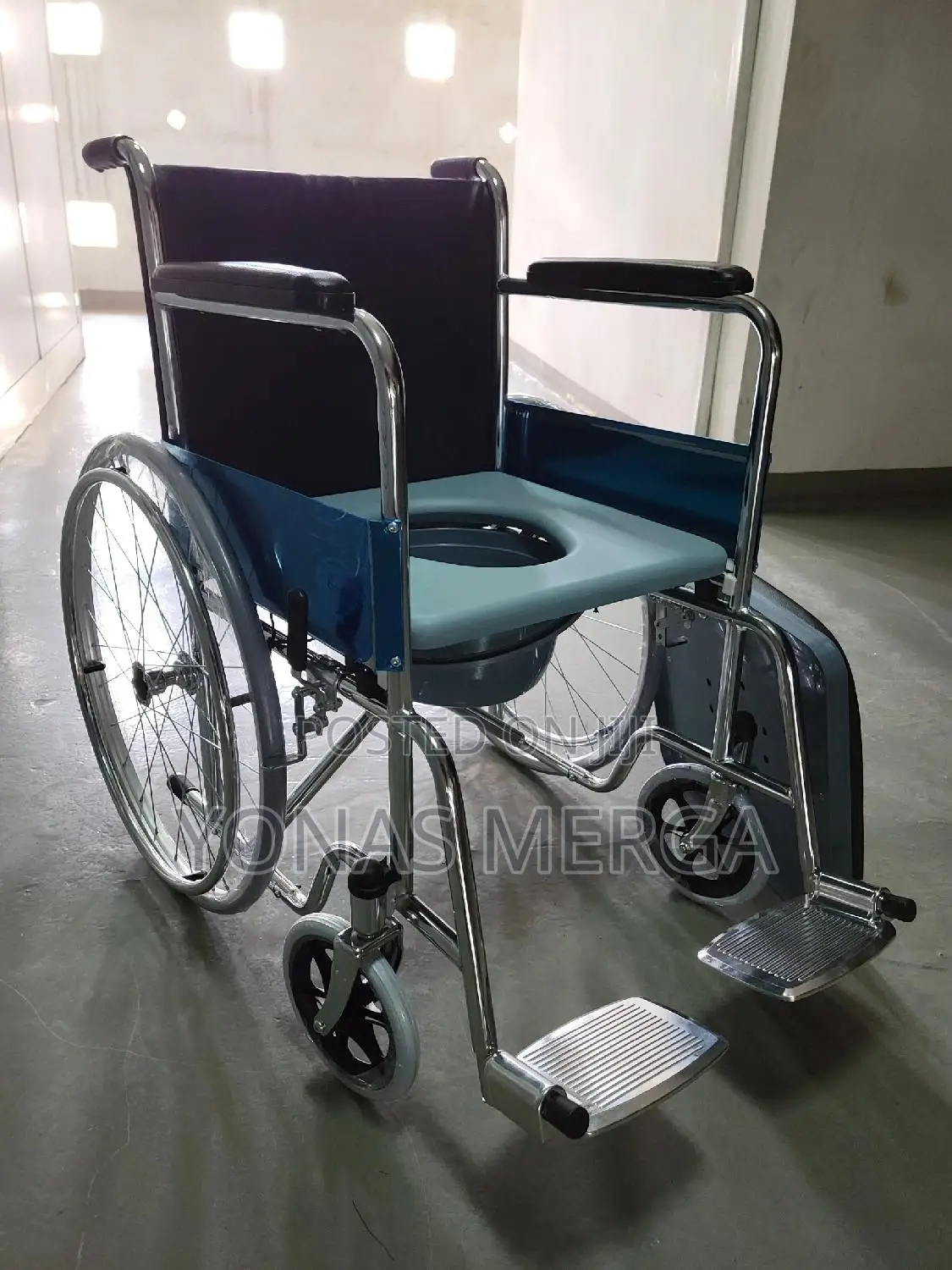 Transport Wheelchair ፴*Wheelchair፰৲Wheelchair፱≢Wheelchair