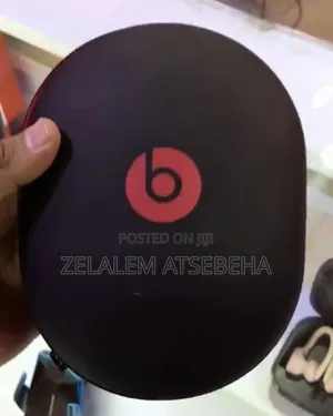 Headset Solo Pro Headset ( Free Delivery)