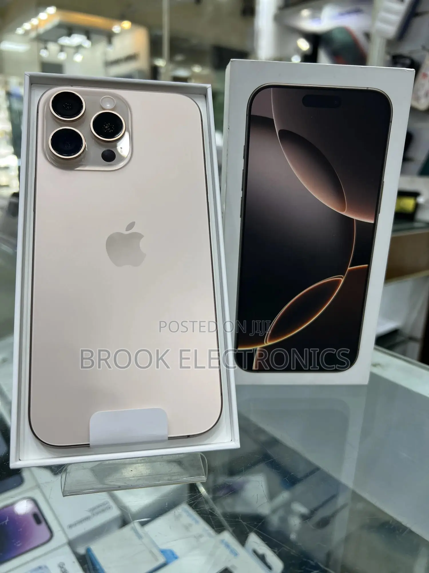 New Apple iPhone 16 Pro Max 256 GB