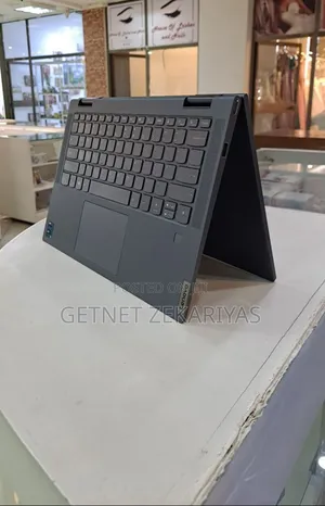 New Laptop Lenovo Yoga 9i 16GB Intel Core I7 SSD 512GB