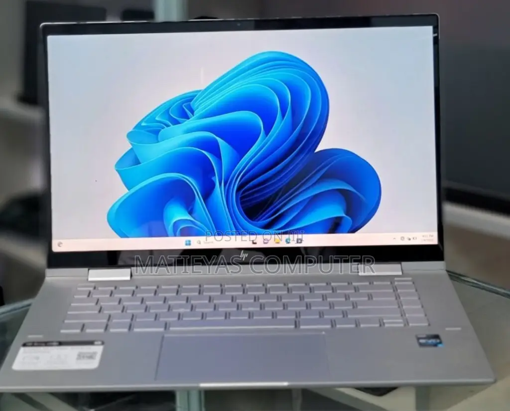 New Laptop HP Envy X360 16GB Intel Core I7 SSD 1T