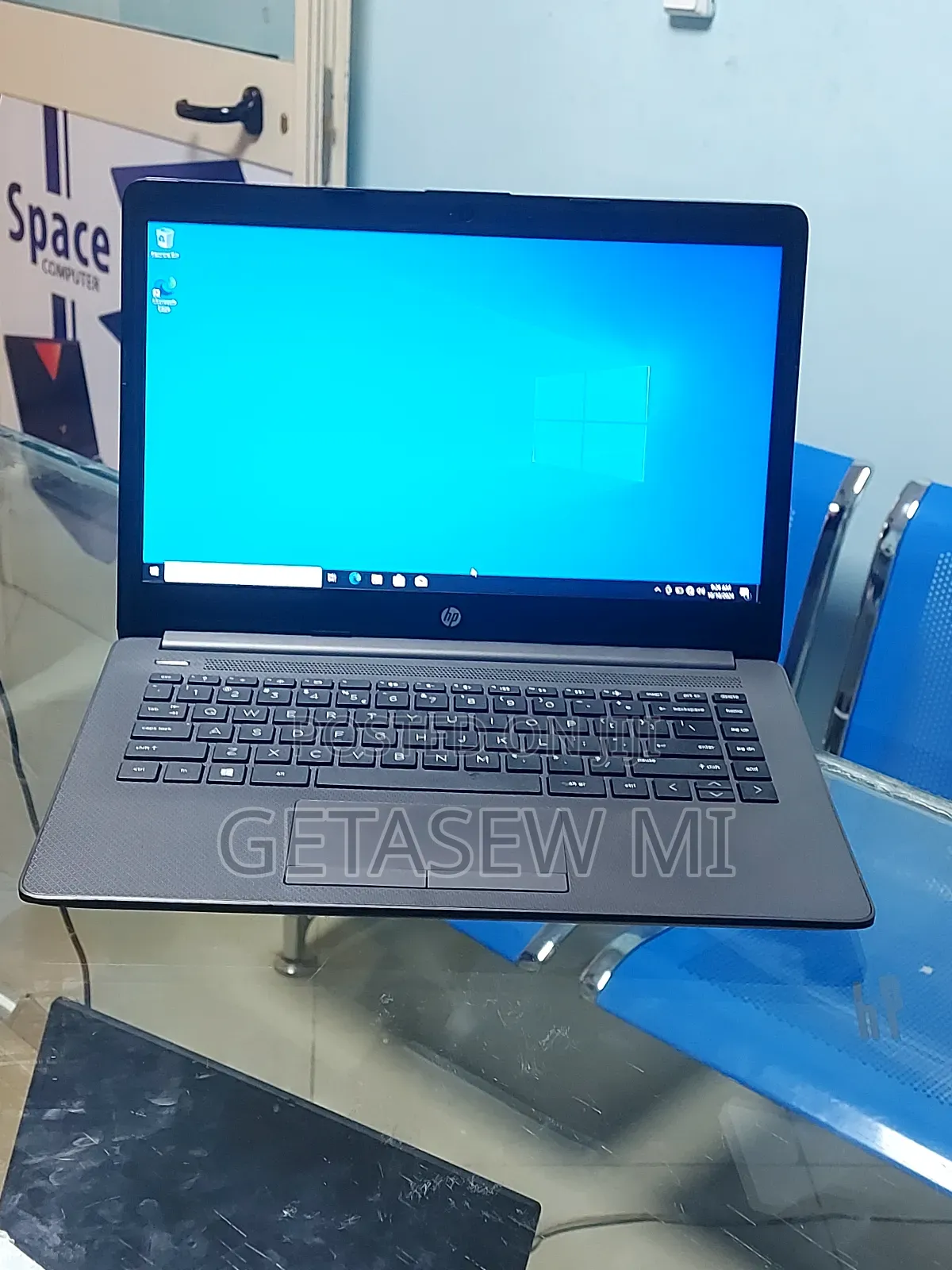 New Laptop HP Stream Notebook 4GB Intel Core I3 HDD 1T