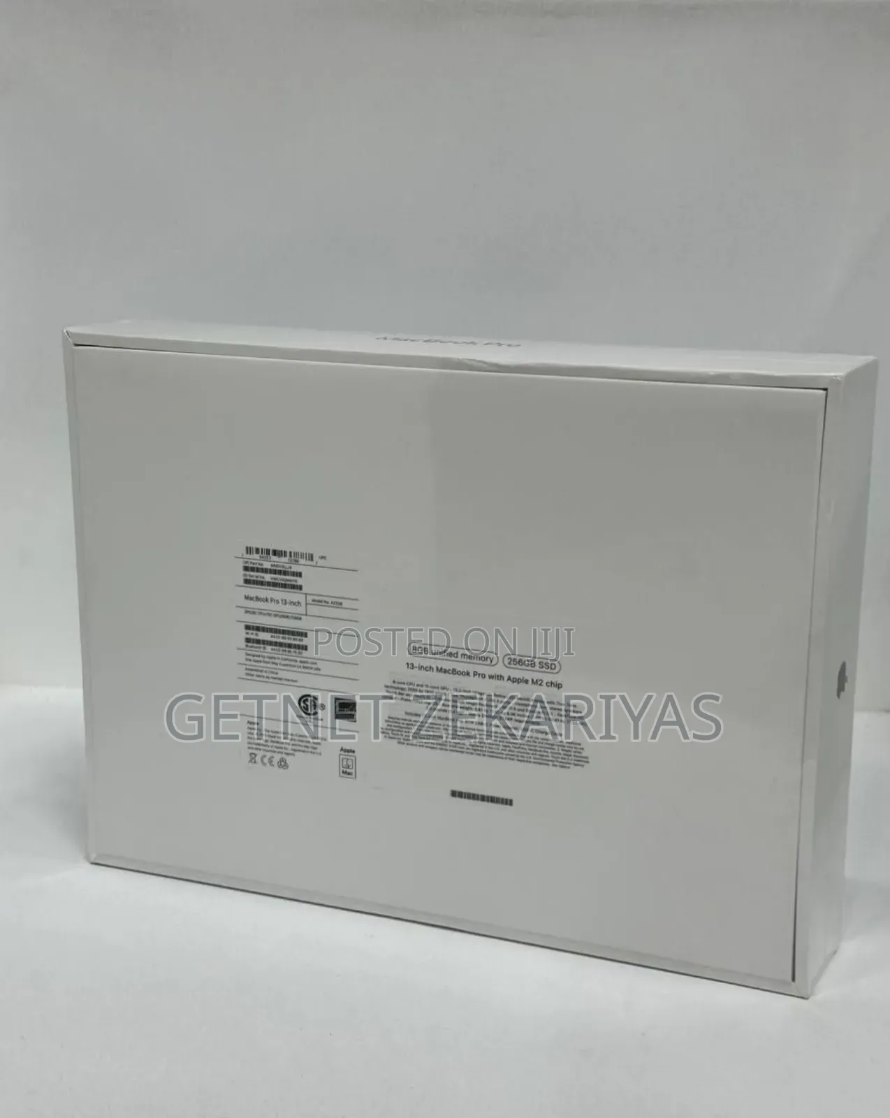 New Laptop Apple MacBook Pro 2022 M2 8GB Apple M2 SSD 256GB