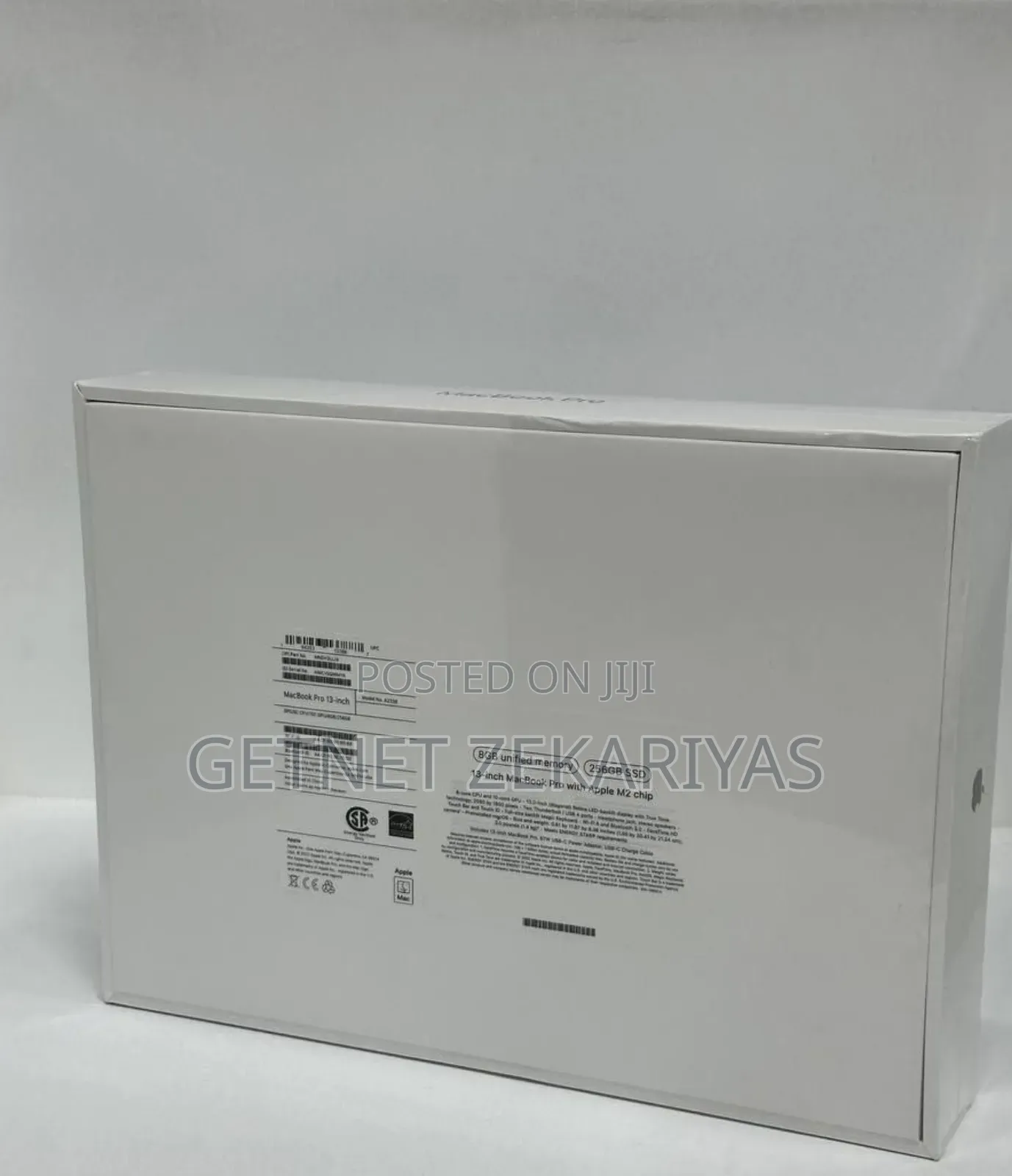 New Laptop Apple MacBook Pro 2022 M2 8GB Apple M2 SSD 256GB