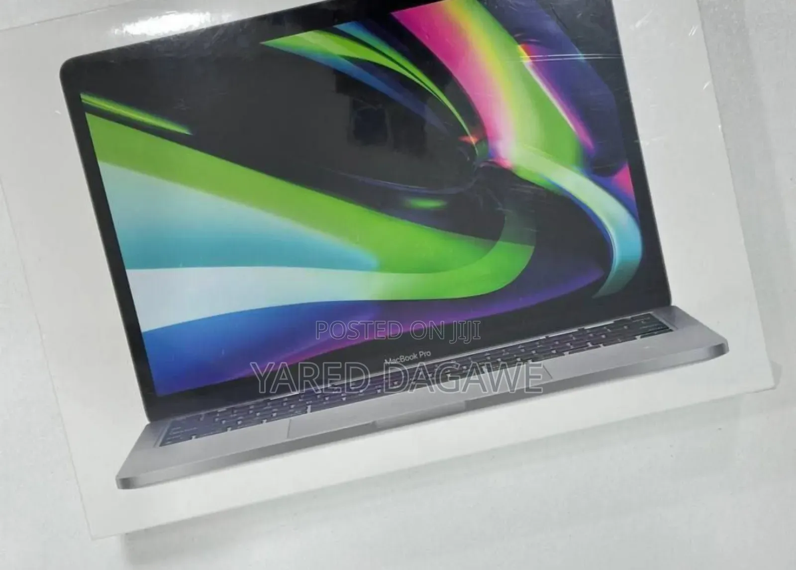 New Laptop Apple MacBook Pro 2022 M2 8GB Apple M2 SSD 256GB