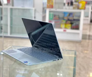 Photo - New Laptop Dell Inspiron 14 16GB Intel Core I7 SSD 1T