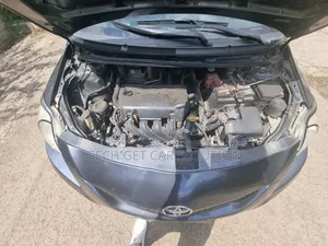 Toyota Yaris 2011 Gray