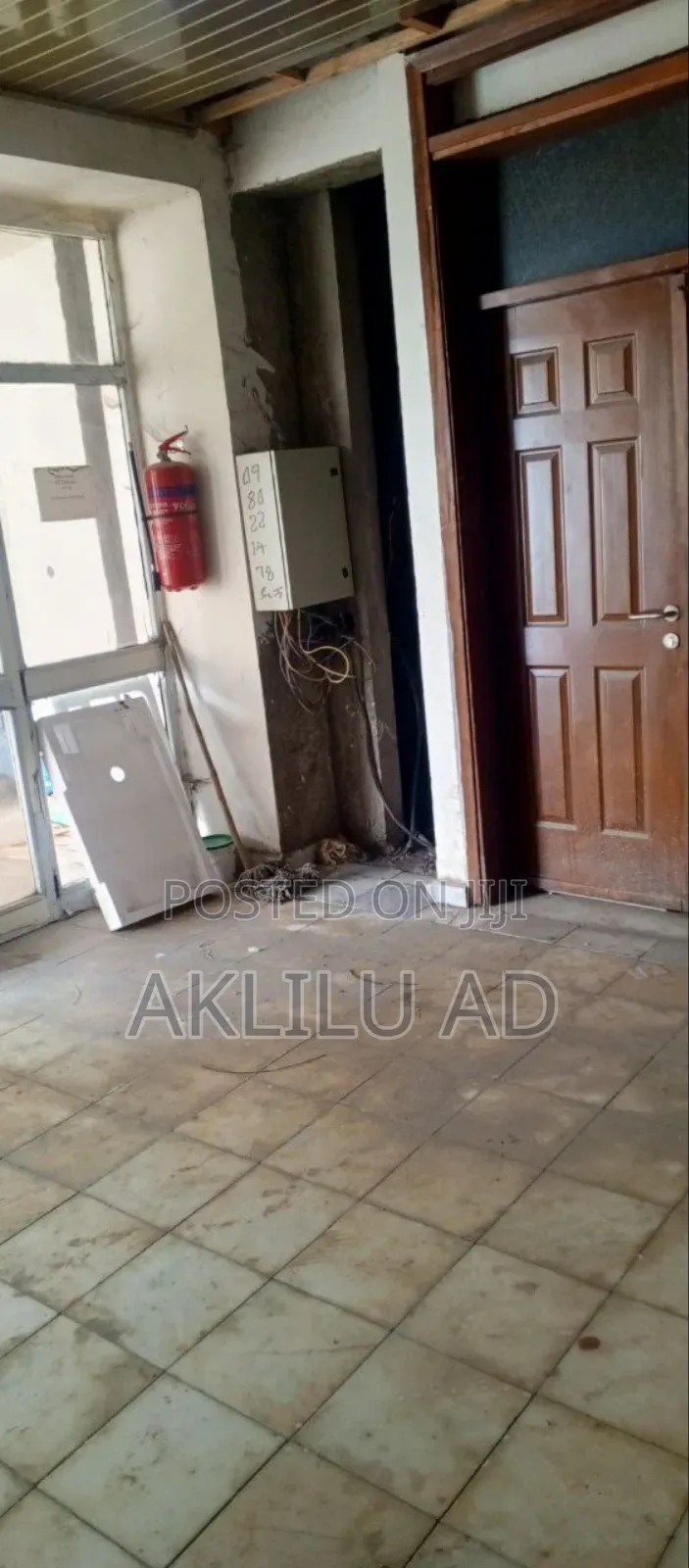Furnished 2bdrm Condo in መሪ ሎቄ, Bole for sale