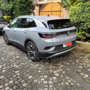 Volkswagen ID.4 2023 Gray