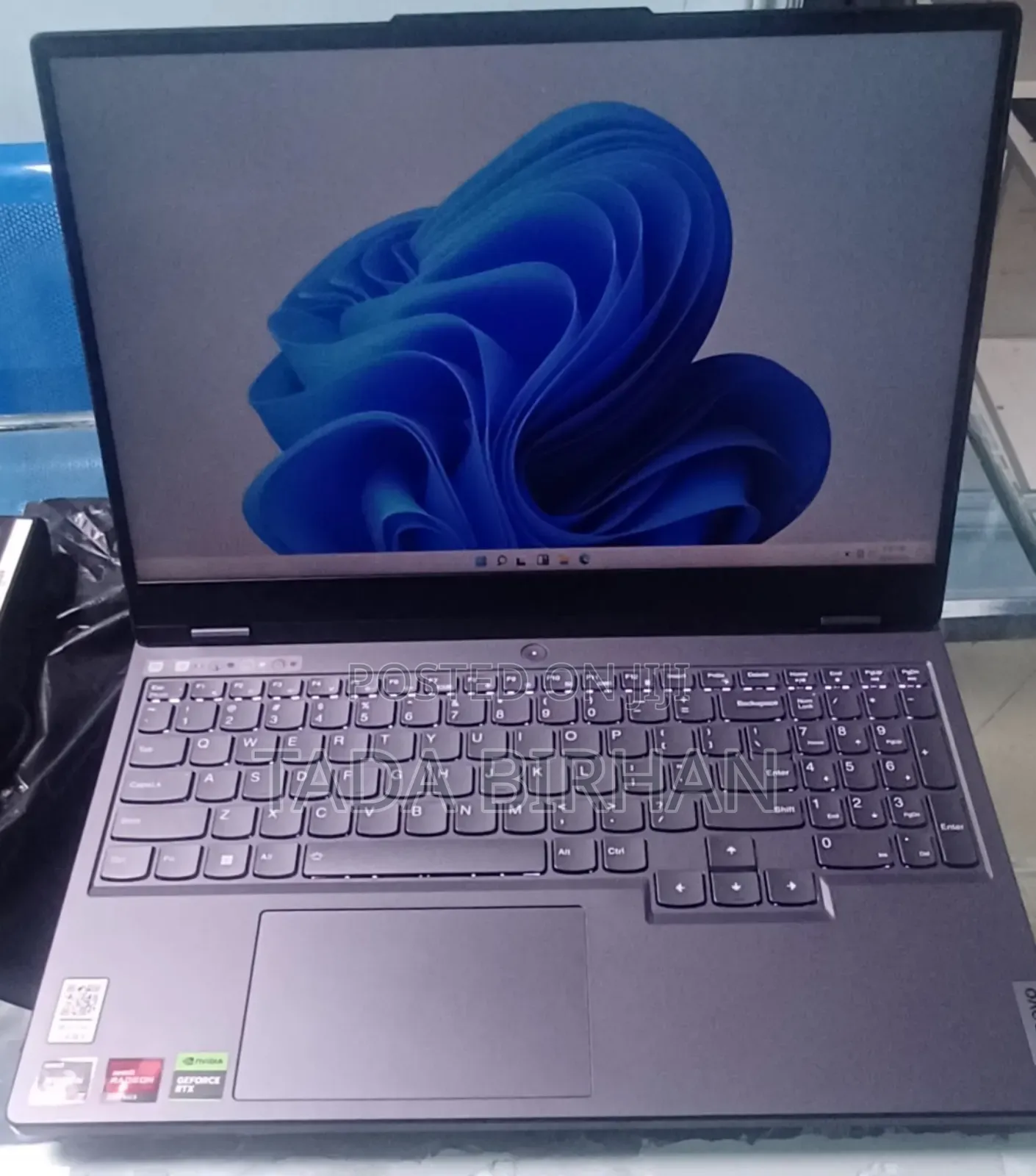 New Laptop Lenovo Legion 5 18GB AMD Ryzen 7 SSD 1T