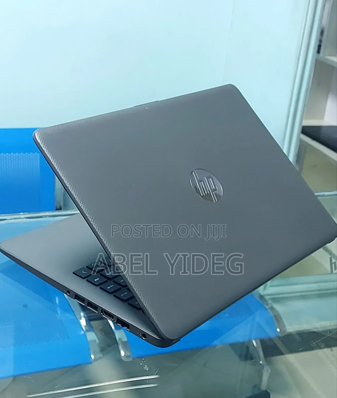 New Laptop HP Stream Notebook 8GB Intel Core I3 HDD 1T