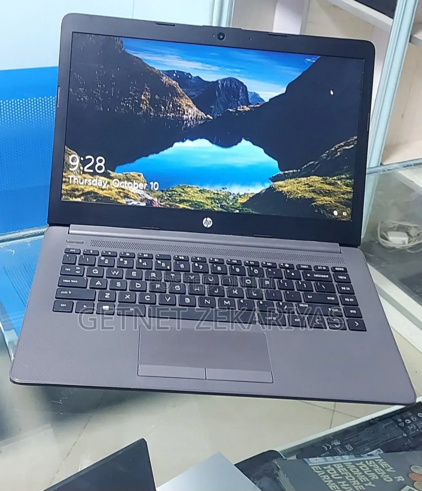 New Laptop HP Stream Notebook 8GB Intel Core I3 HDD 1T