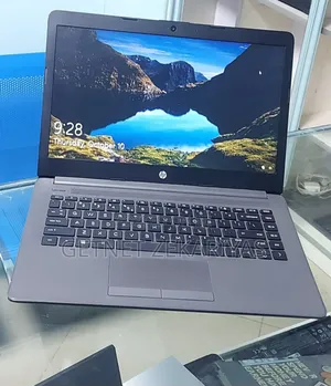 New Laptop HP Stream Notebook 8GB Intel Core I3 HDD 1T