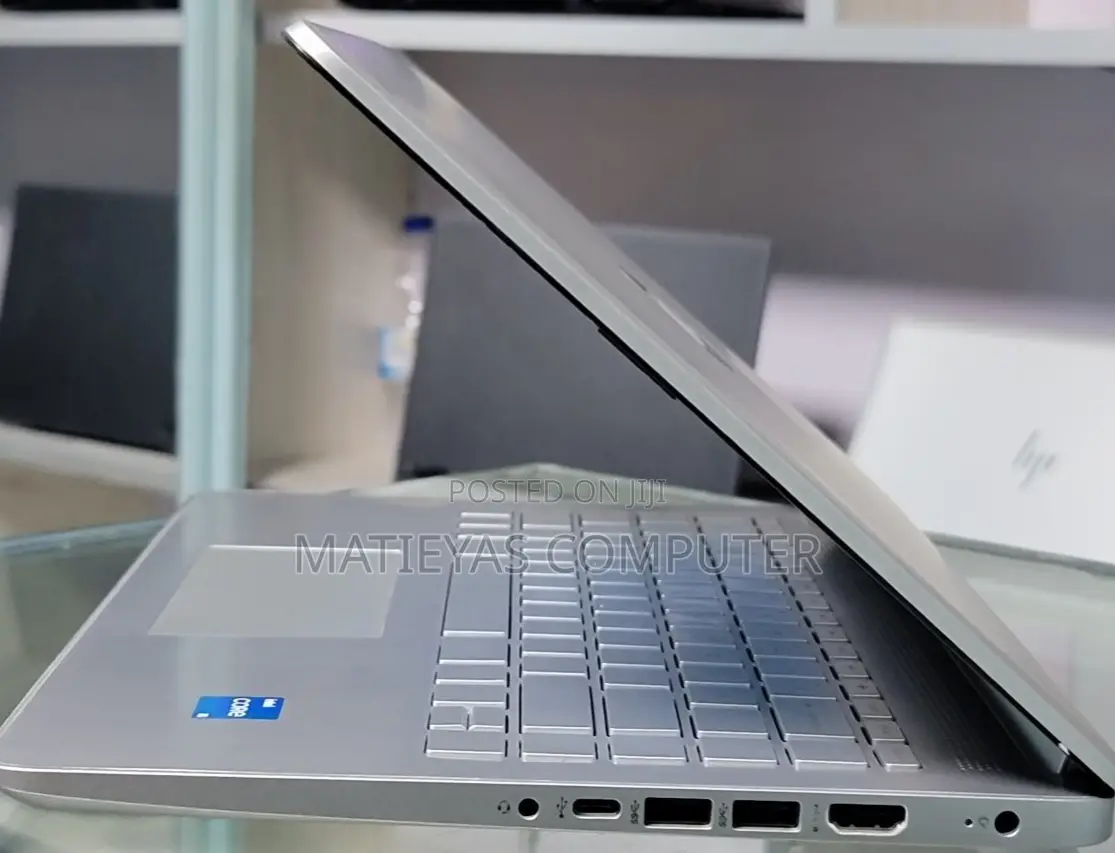 New Laptop HP Stream Notebook 16GB Intel Core I5 SSD 512GB