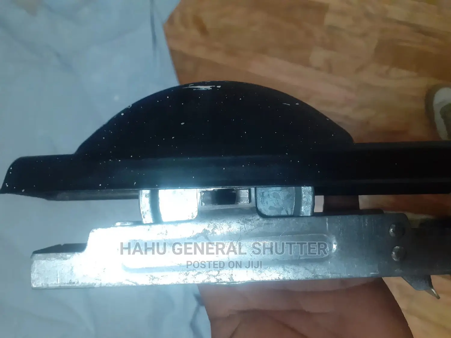 የመኖሪያ ቤት ፕላስቲክ ሻተር ገጠማ እና እድሳት Home Plastic Shutter