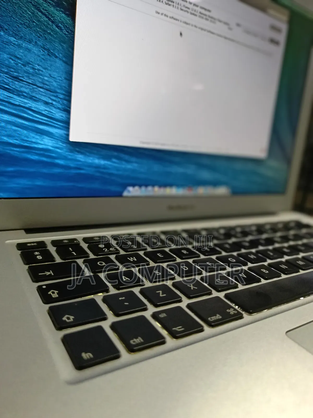 Laptop Apple MacBook Air 2014 4GB Intel Core I5 SSD 128GB