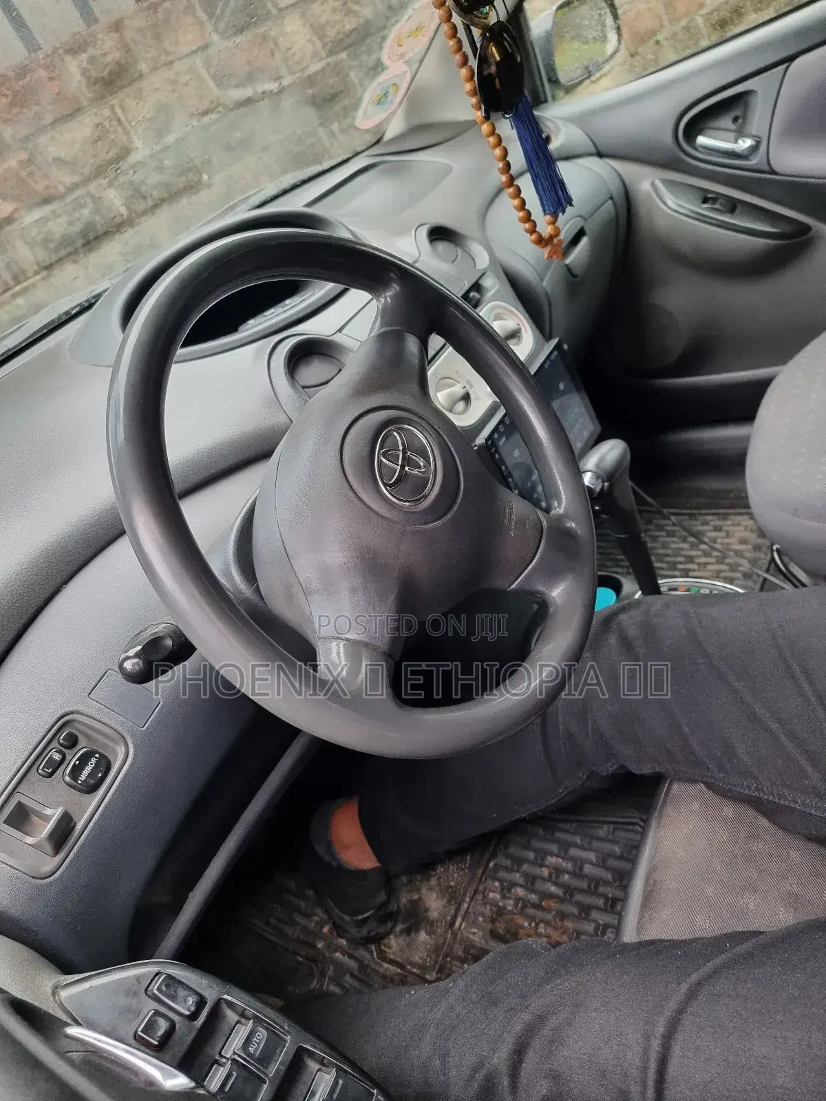 Toyota Vitz 2004
