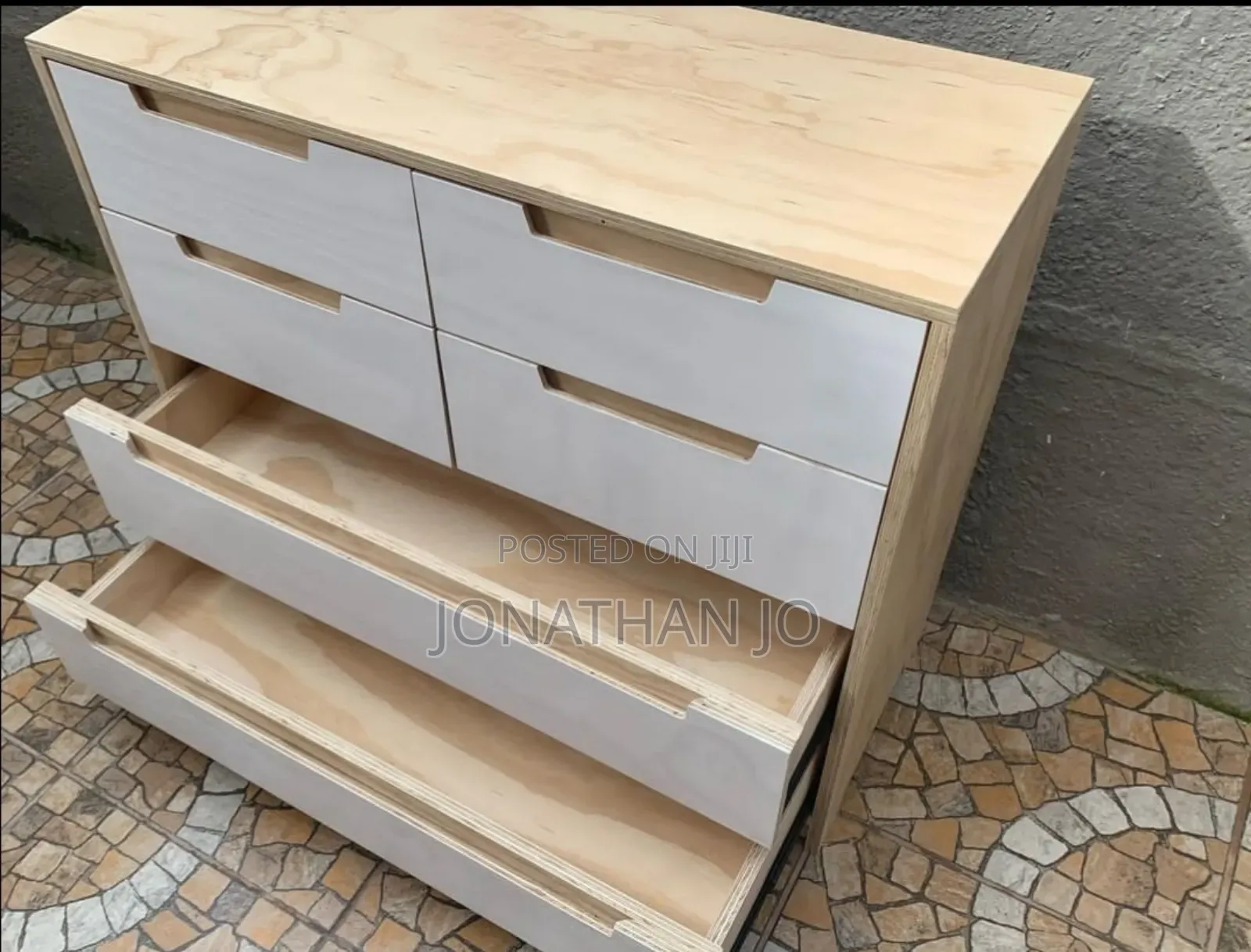 Chest of Drawer