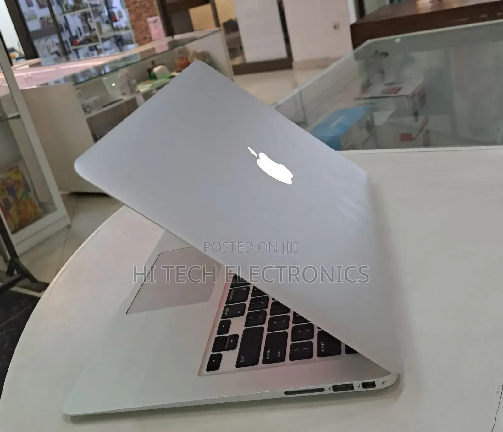 New Laptop Apple MacBook 2014 4GB Intel Core I5 SSD 128GB