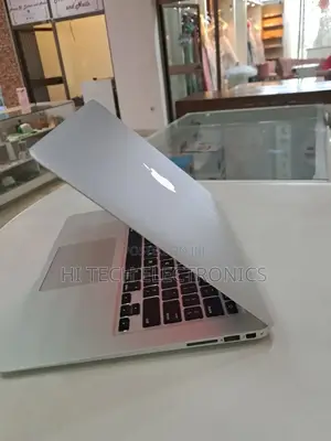 New Laptop Apple MacBook 2014 4GB Intel Core I5 SSD 128GB