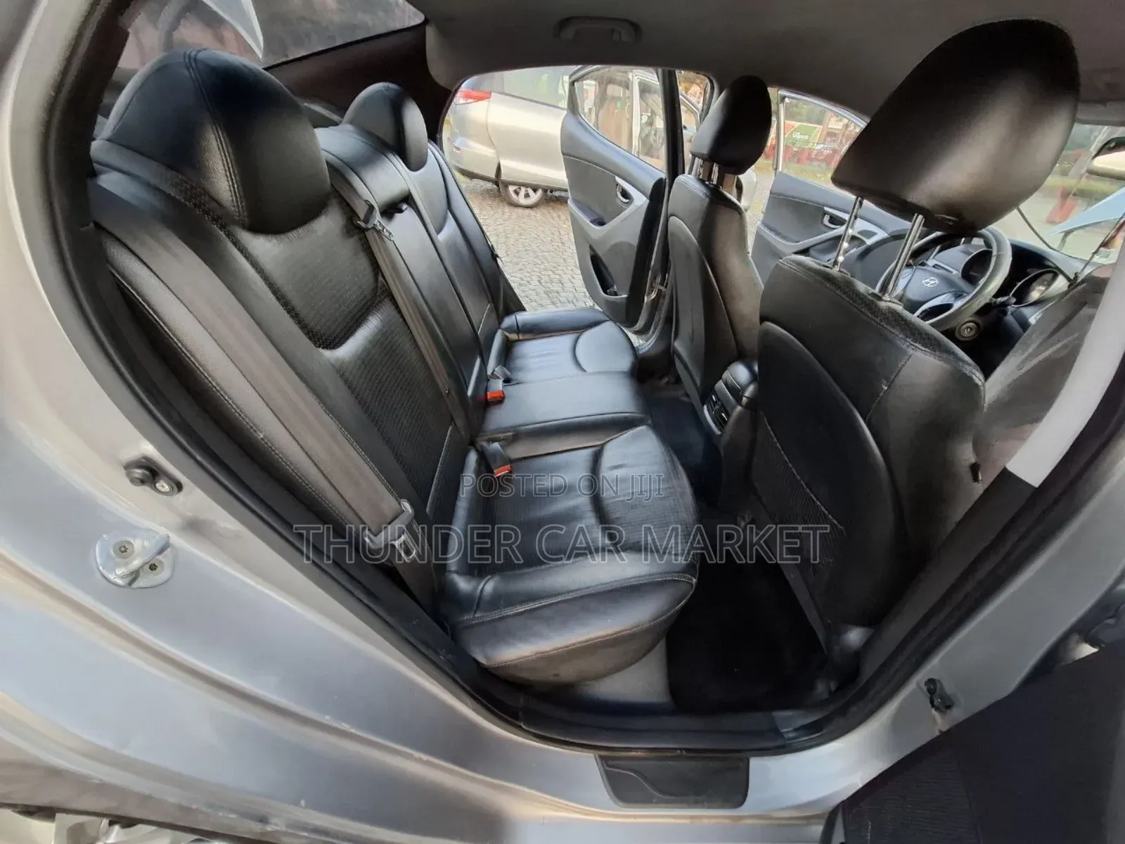 Hyundai Avante 2015 Silver