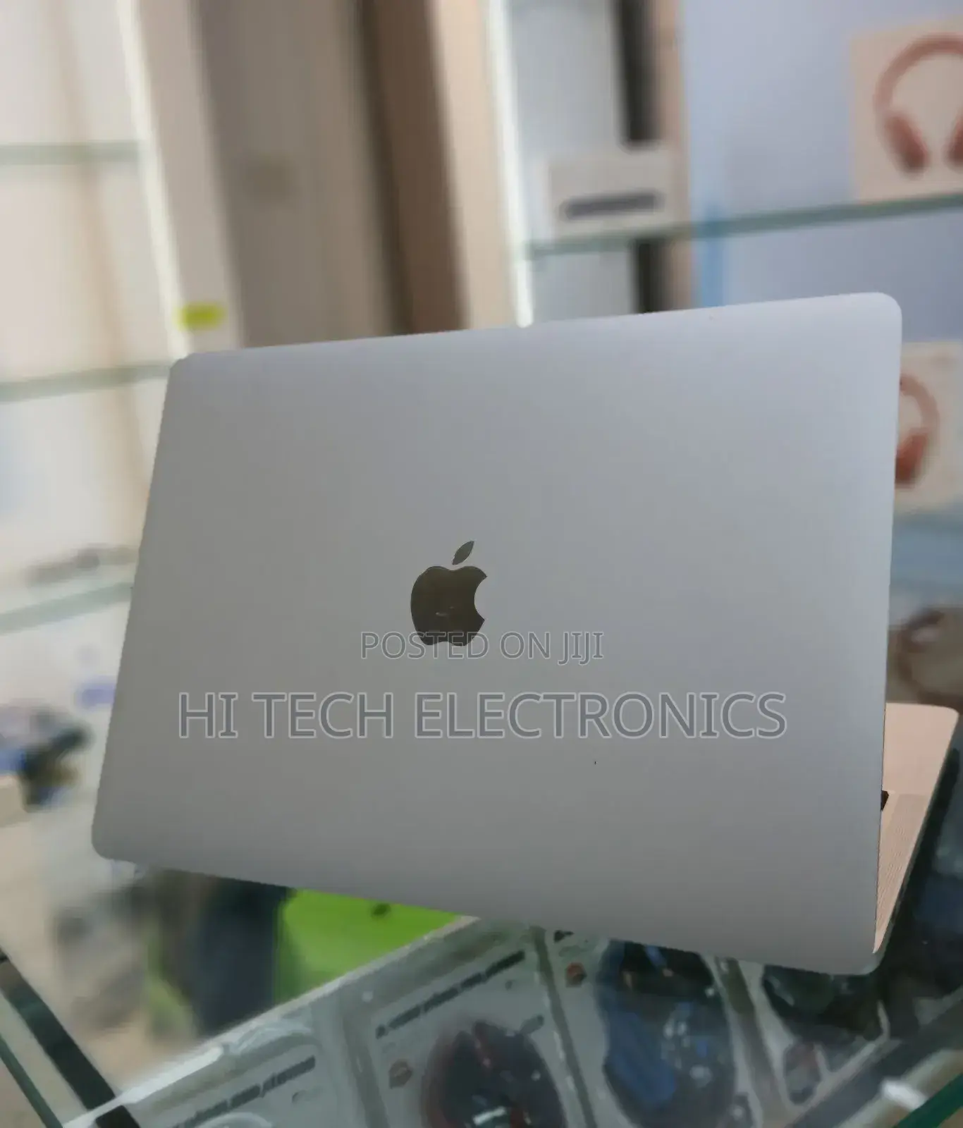 New Laptop Apple MacBook Pro 2019 8GB Apple M2 SSD 256GB