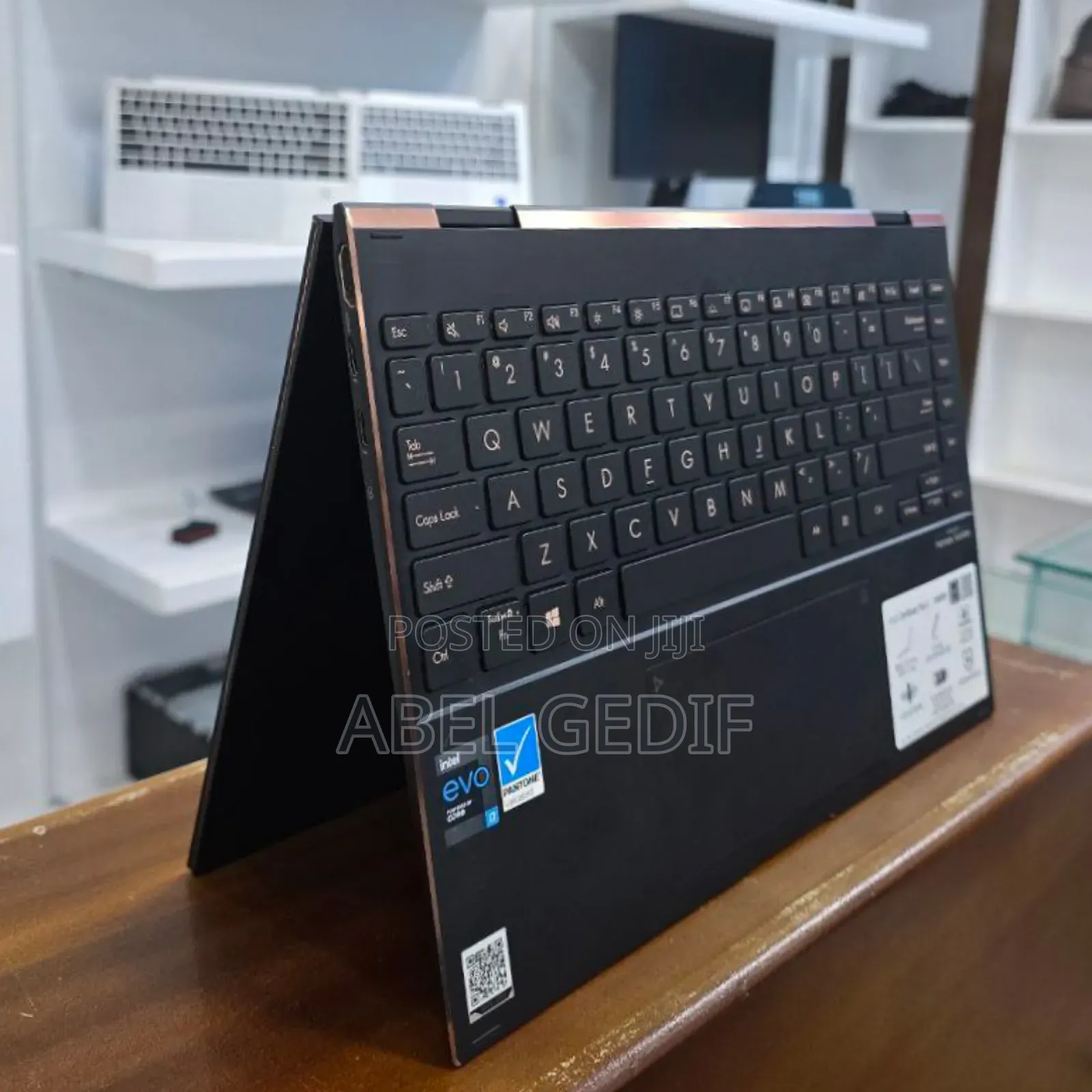 New Laptop Asus Zenbook 14 UX434 16GB Intel Core I7 SSD 1T