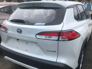 New Toyota Corolla Cross 2024 White