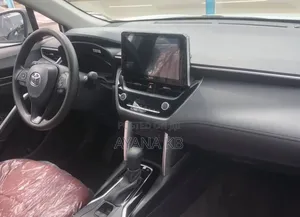 New Toyota Corolla Cross 2024 White