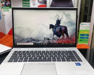 New Laptop HP EliteBook 840 G8 16GB Intel Core I7 SSD 512GB