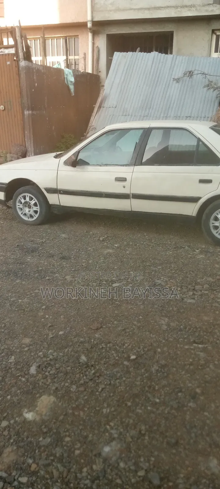 Peugeot 405 1990 White