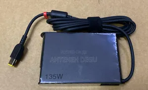 Photo - Lenovo Charger
