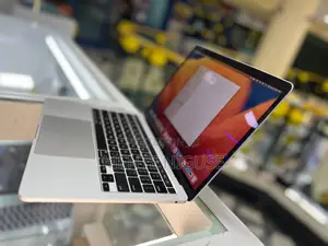 New Laptop Apple MacBook Pro 2022 M2 8GB SSD 512GB