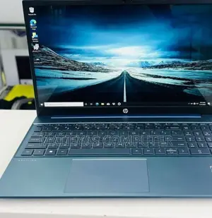 Photo - New Laptop HP Pavilion 15 16GB AMD Ryzen 5 SSD 512GB