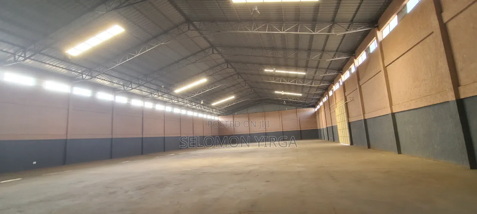 Warehouse for Sale የሚሸጥ