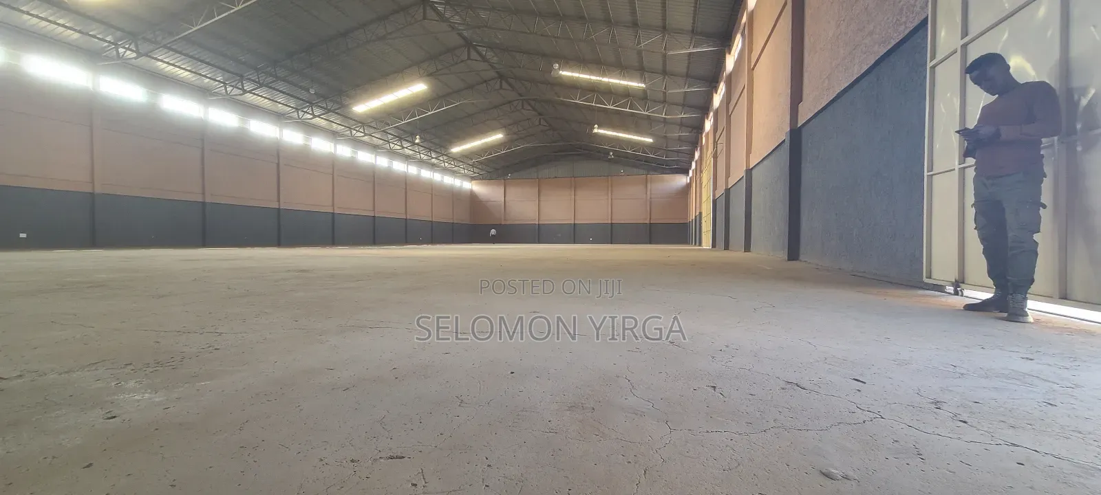 Warehouse for Sale የሚሸጥ