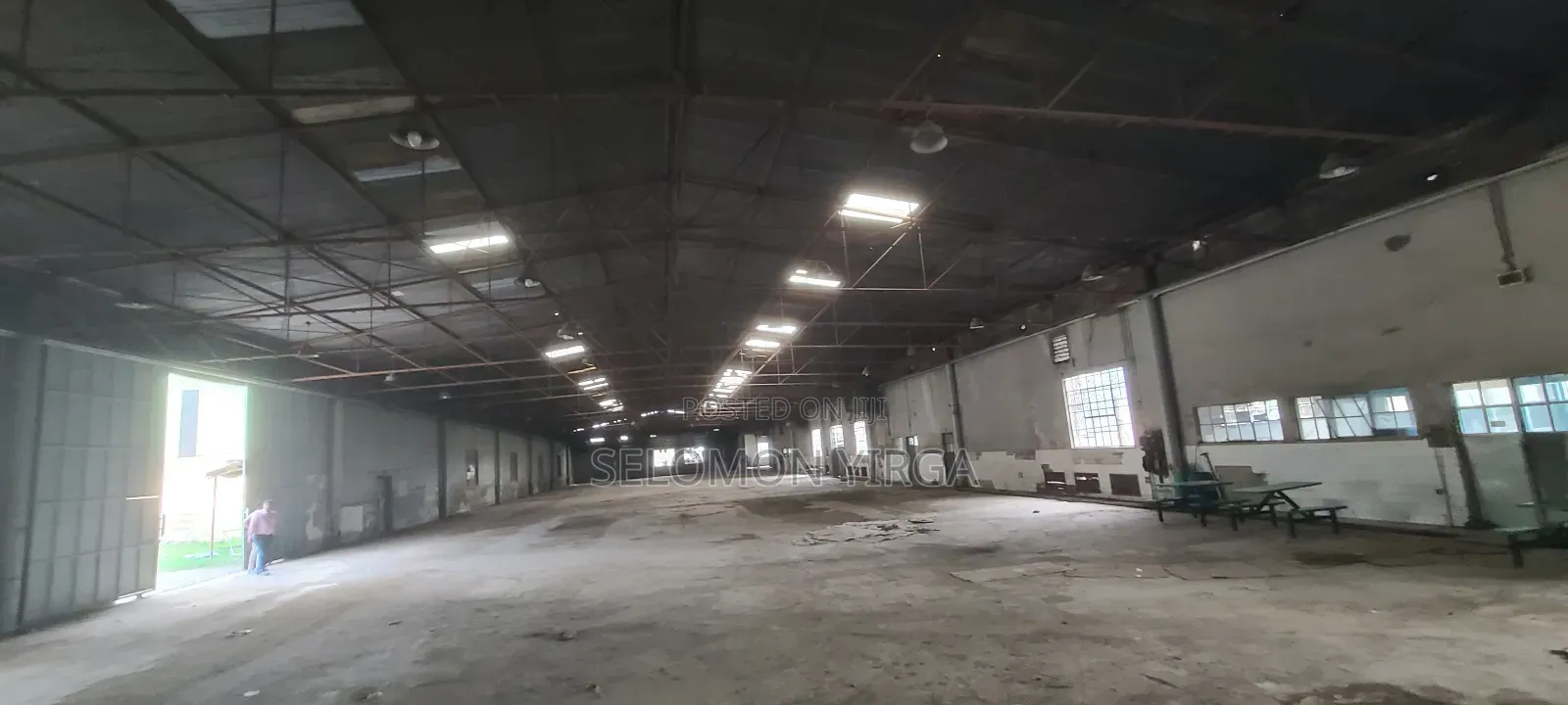 የሚከራይ መጋዘን Warehouse for Rent