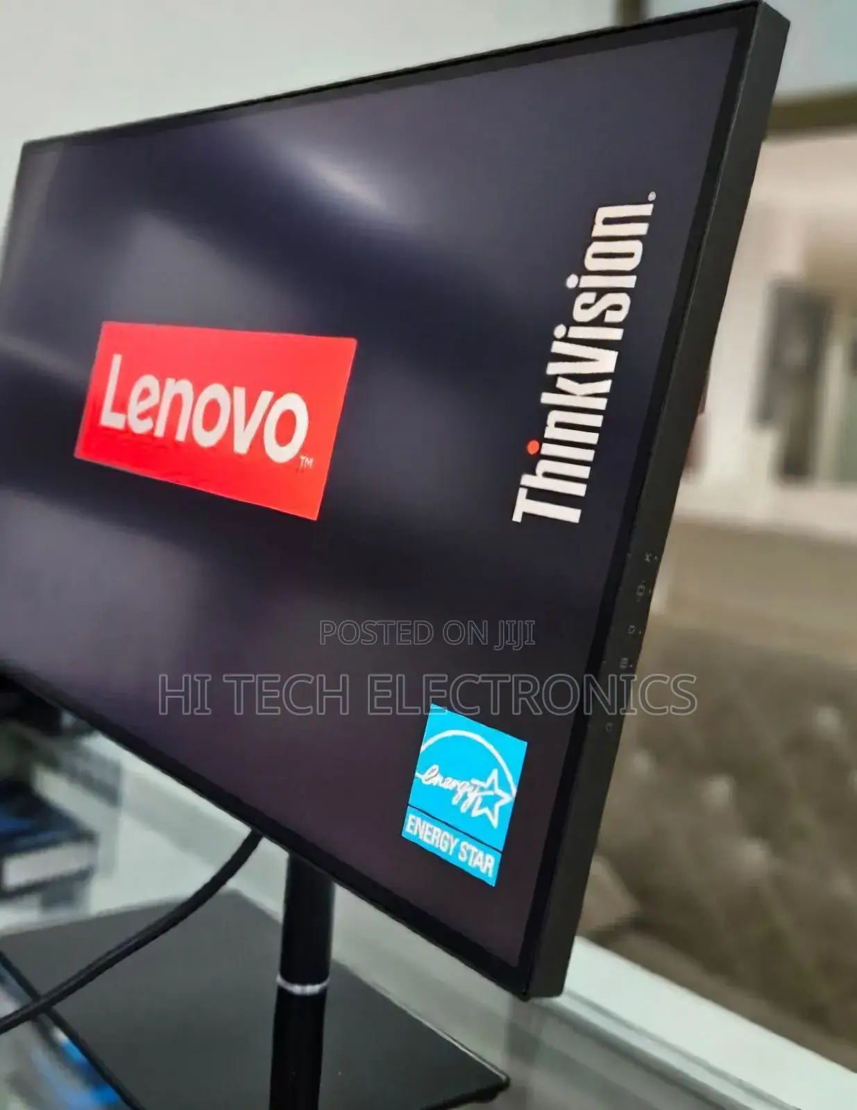 LENOVO Monitor