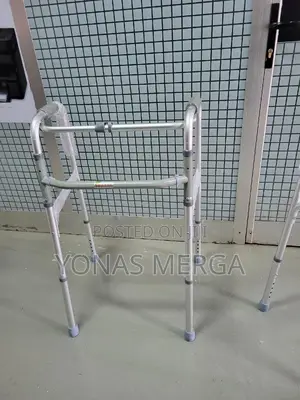 Photo - HEIGHT ADJUSTABLE WALKER፬❵Walker Creates Greater Clearance