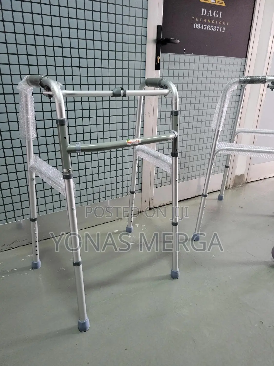 Asmofit Height Adjustable Walker Lightweight Tubes Up Down